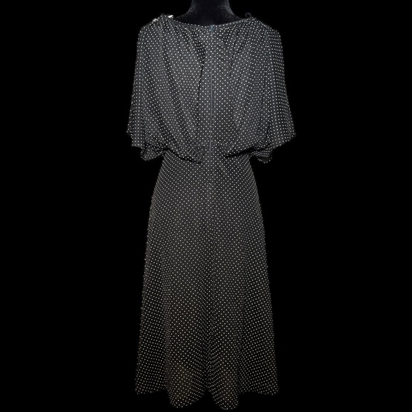 Vintage 70's - Blk/Wht Polka Dots - Butterfly Sleeve Dress - Size XS/S - Picture 3 of 7
